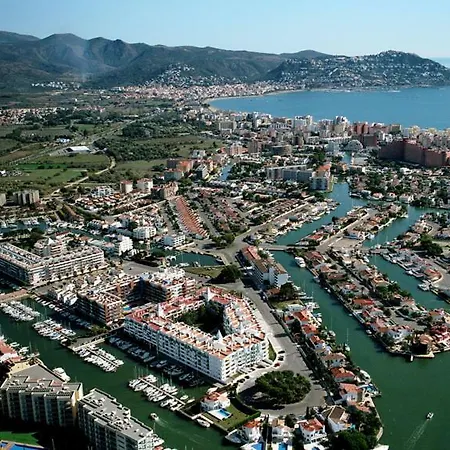Holidays Penthouse Vues Panoramiques Sur Le Port Naval,un Sejour Elegant Assure 
